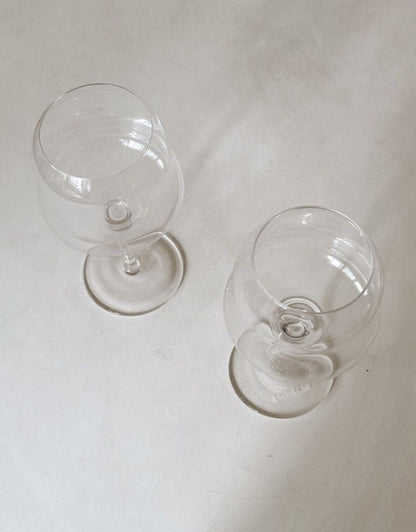 Curvo Clear Wine Glass